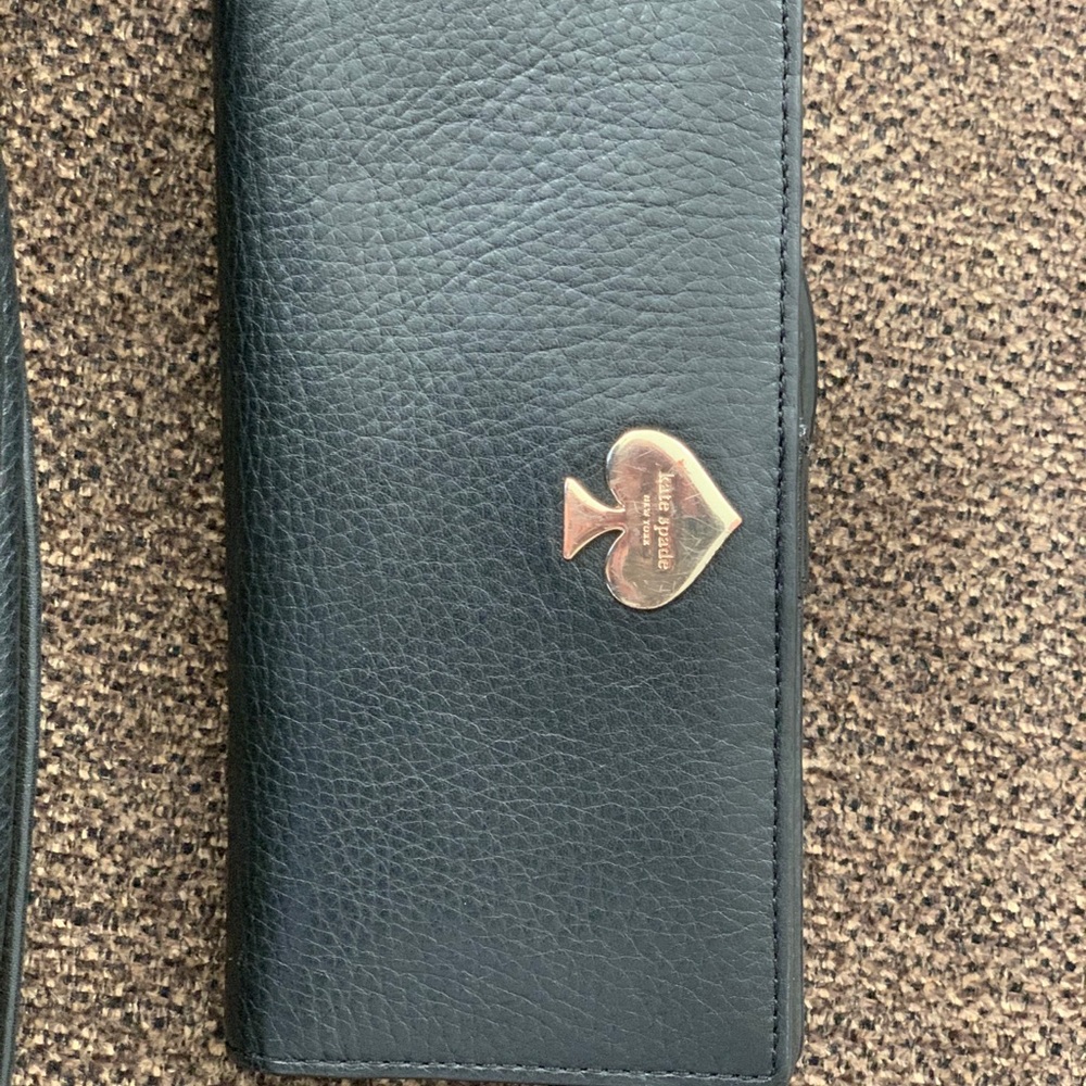 Kate Spade - Picture 2 of 3